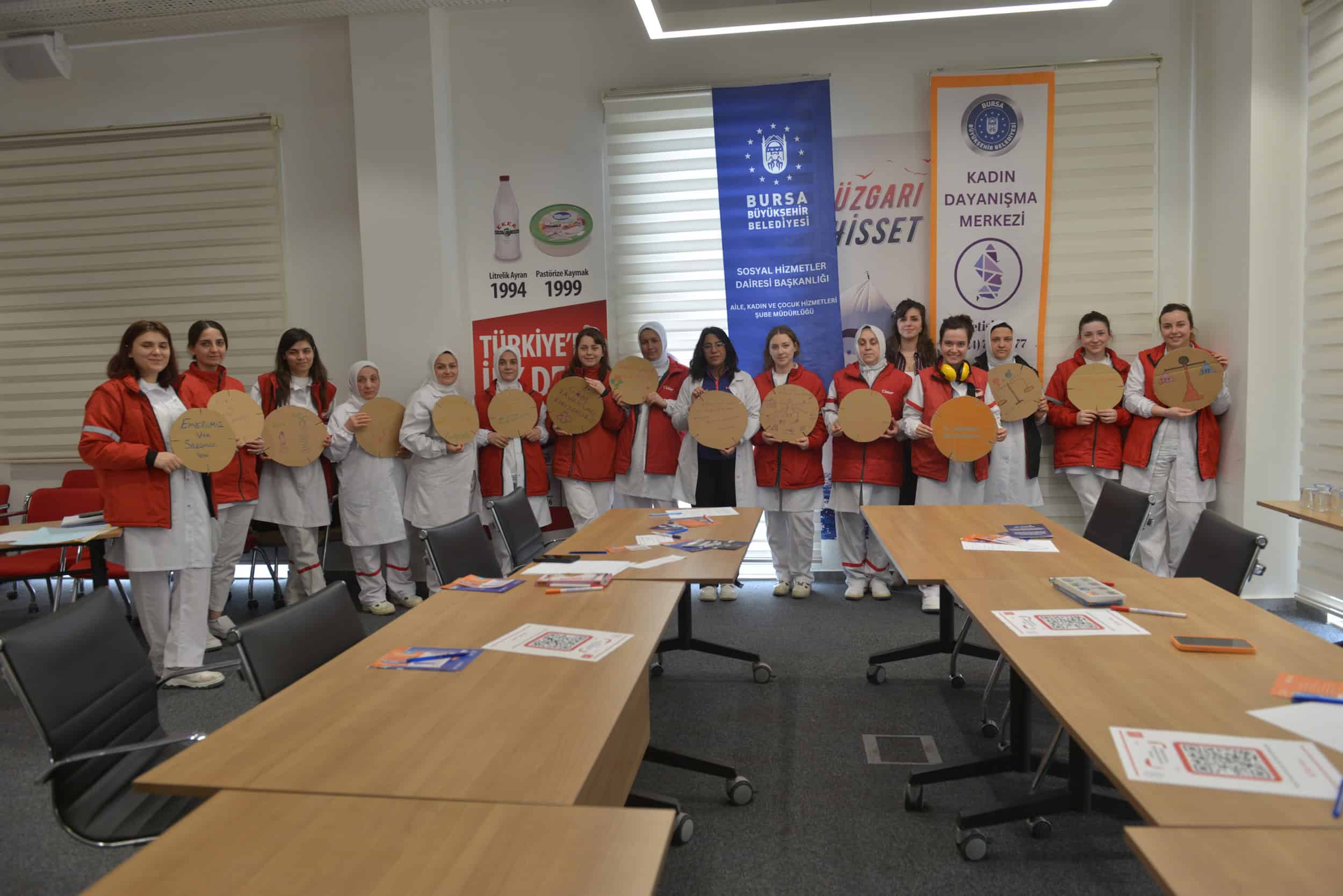 Bursa Büyükşehir’den Kadın İşçilere Hak Odaklı Sanatsal Proje Desteği