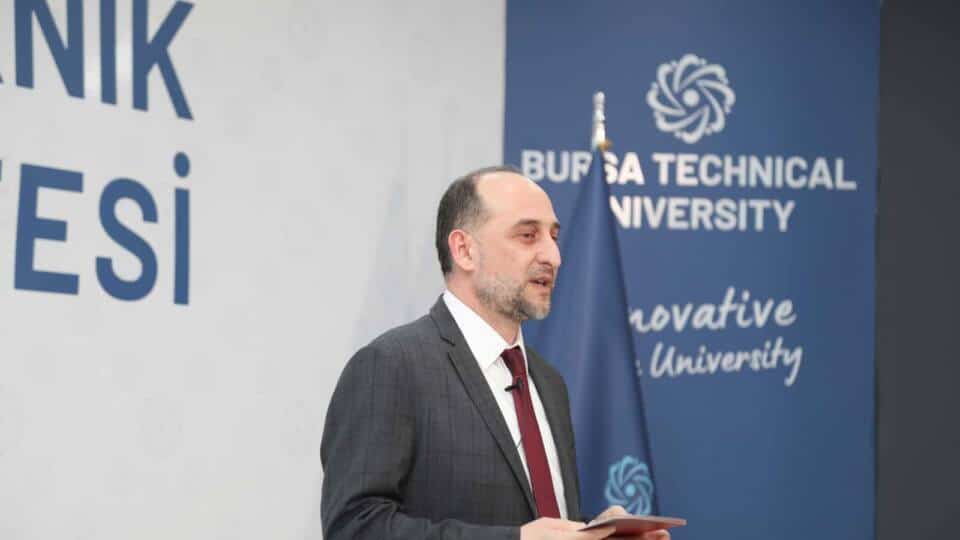 Abdullah Aydın: Havacılıkta Başarı İçin Teknoloji ve Toplumsal Değerler Dengesi Şart