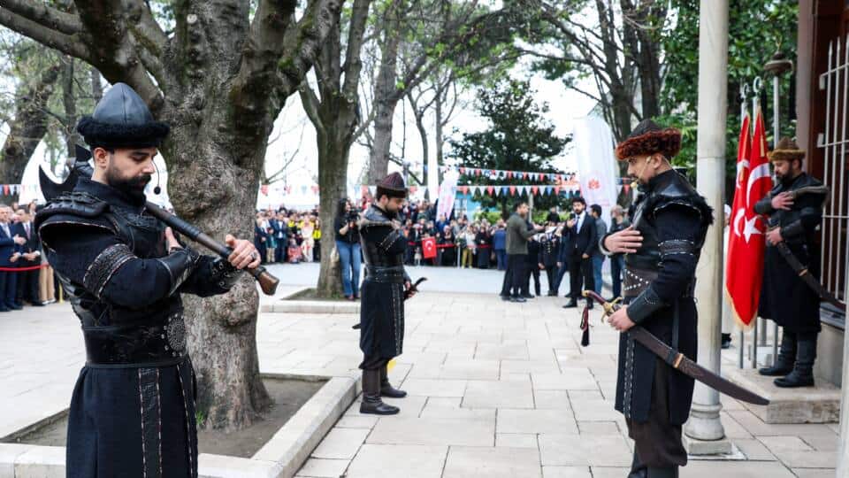 Bursa’nın Fethinin 700. Yılı Etkinlikleri Tarihi Mekanlarda Kutlandı