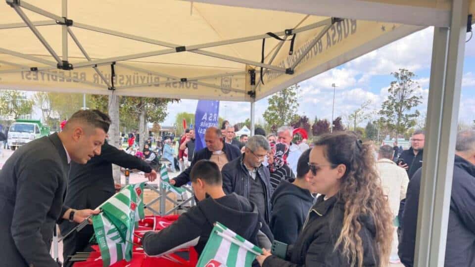 Bursaspor, Somaspor'u Farklı Geçerek TFF 1. Lig'e Yükselmeyi Garantiledi