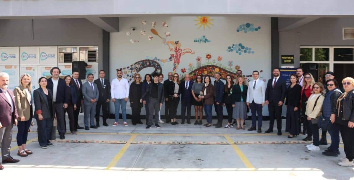 Nilüfer’de Seramik Dayanışma Duvarı ile Engelsiz Kent Vizyonu Hayat Buldu