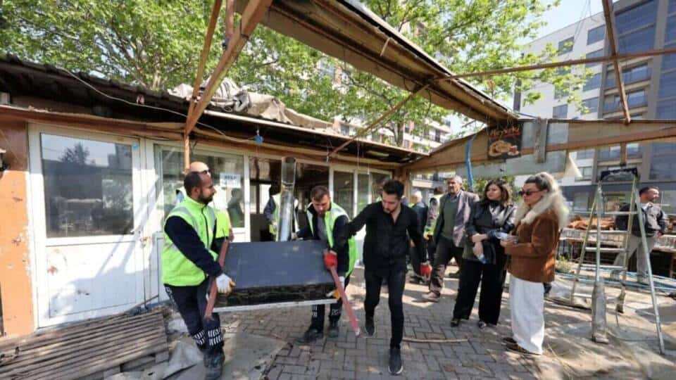 Bursa'da 1050 Konutlar Bölgesindeki Yeşil Alan Yeniden Halkın Kullanımına Açıldı